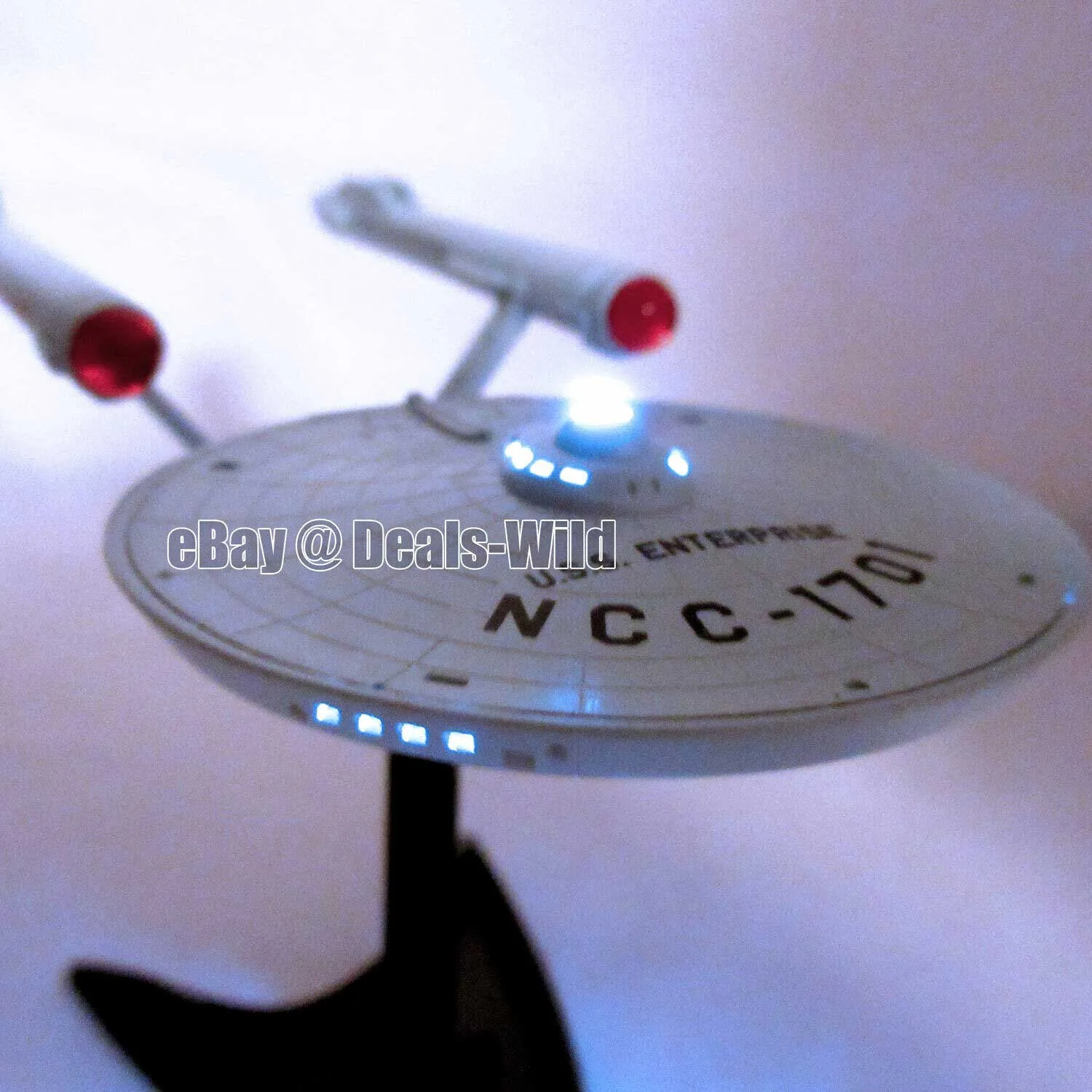Light Up Star Trek USS Enterprise NCC-1701 Desk Toy Decoration - Image 4